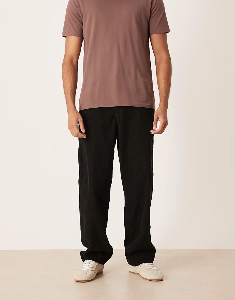 Свободные прямые брюки ASOS DESIGN из черного вельвета
Свободные прямые брюки ASOS DESIGN из черного вельвета