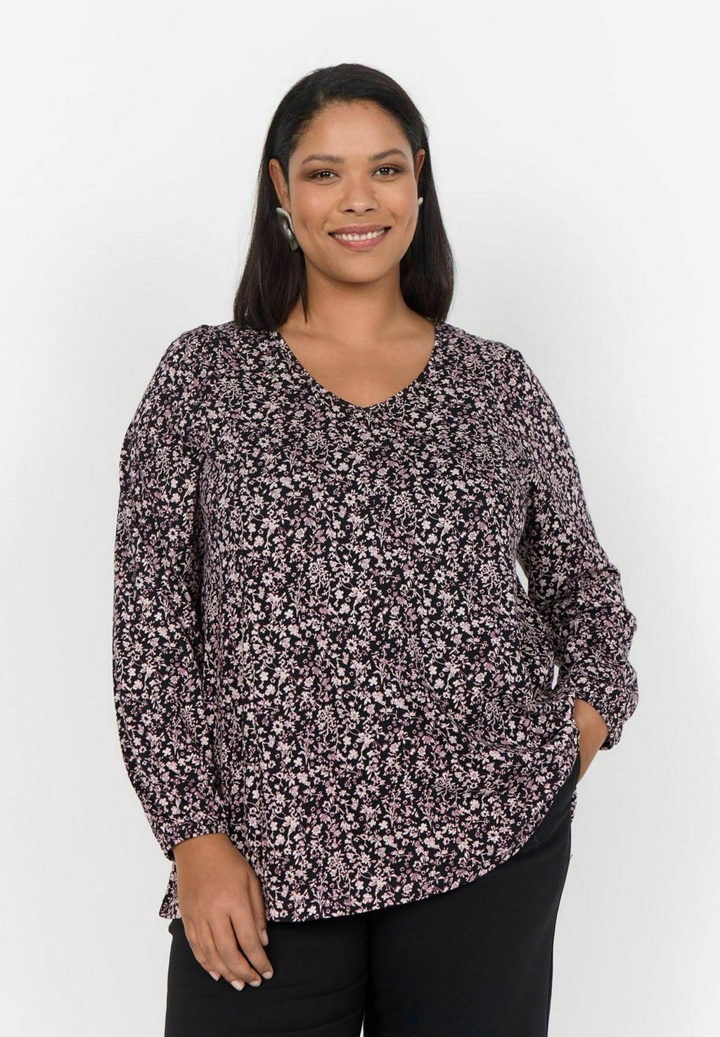 Топ с длинными рукавами JACQUELIN Wasabi Concept, черный 
Топ с длинными рукавами JACQUELIN Wasabi Concept, черный