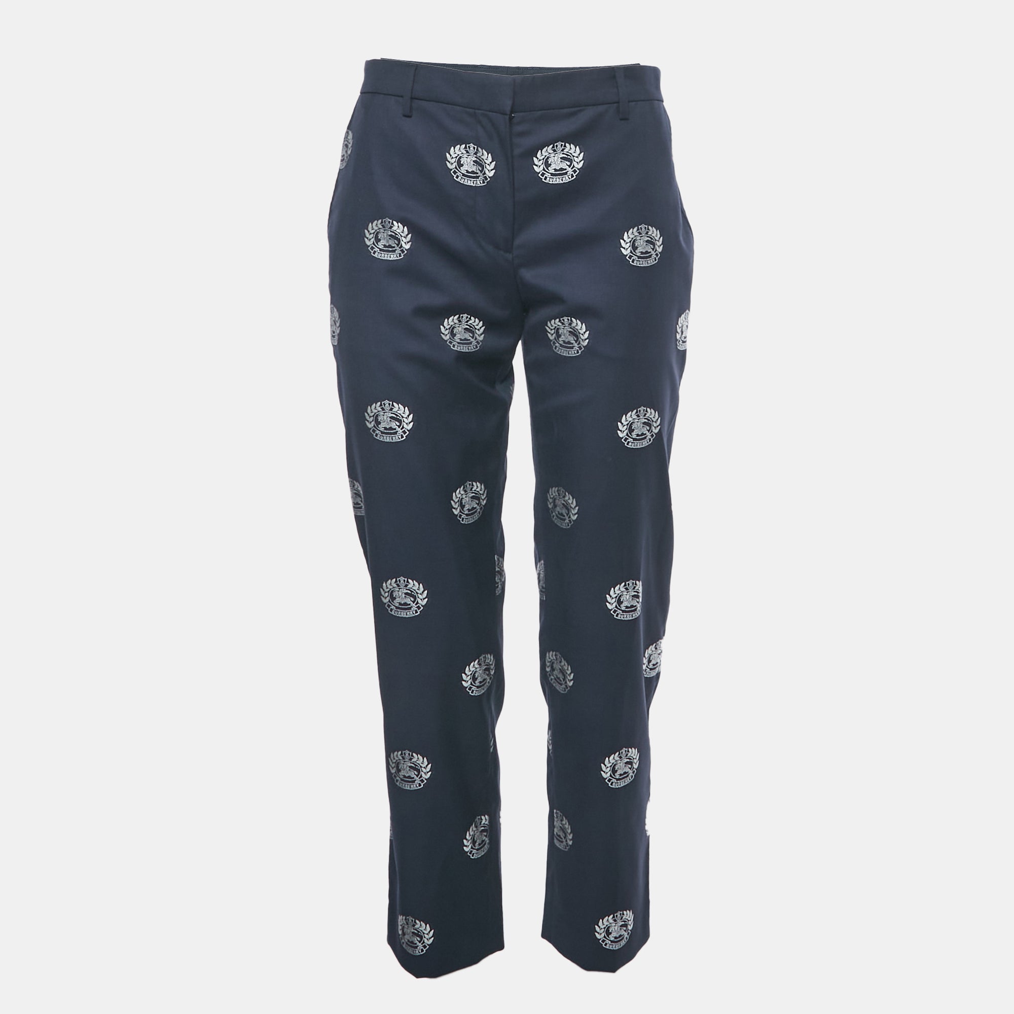 Брюки Burberry темно-синего цвета с жаккардовым логотипом бренда
Брюки Burberry темно-синего цвета с жаккардовым логотипом бренда