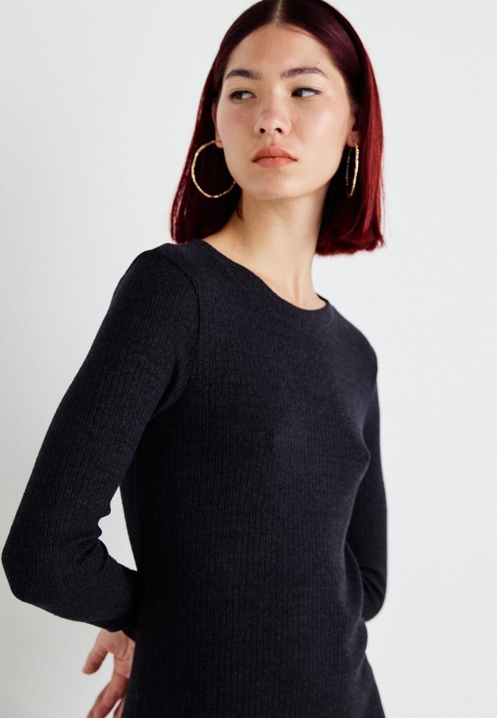 Платье-свитер VMCERI DRESS Vero Moda, черный
Платье-свитер VMCERI DRESS Vero Moda, черный