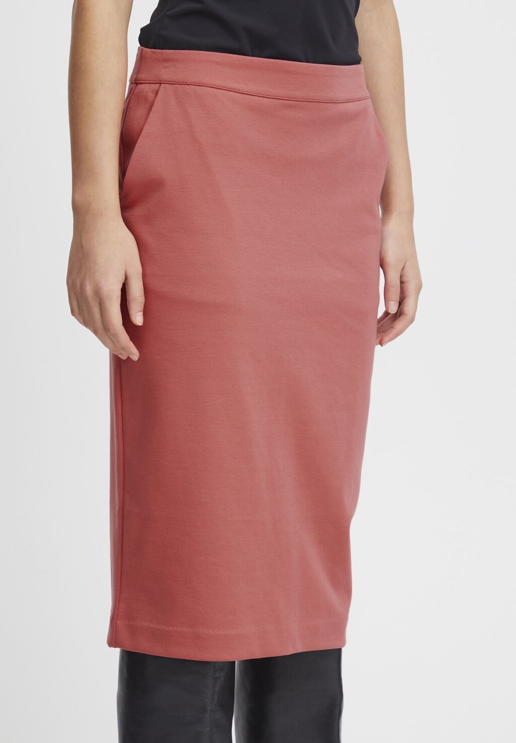 Юбка-карандаш Kate Sus Office Sk ICHI, цвет mineral red
Юбка-карандаш Kate Sus Office Sk ICHI, цвет mineral red