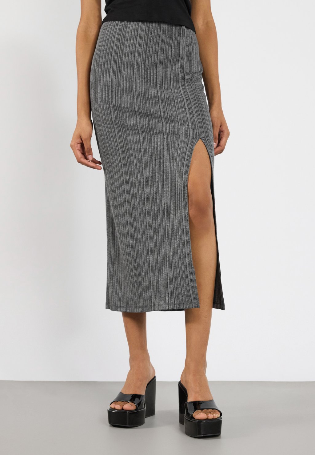 Юбка-карандаш Even&Odd, серый
Юбка-карандаш Even&Odd, серый