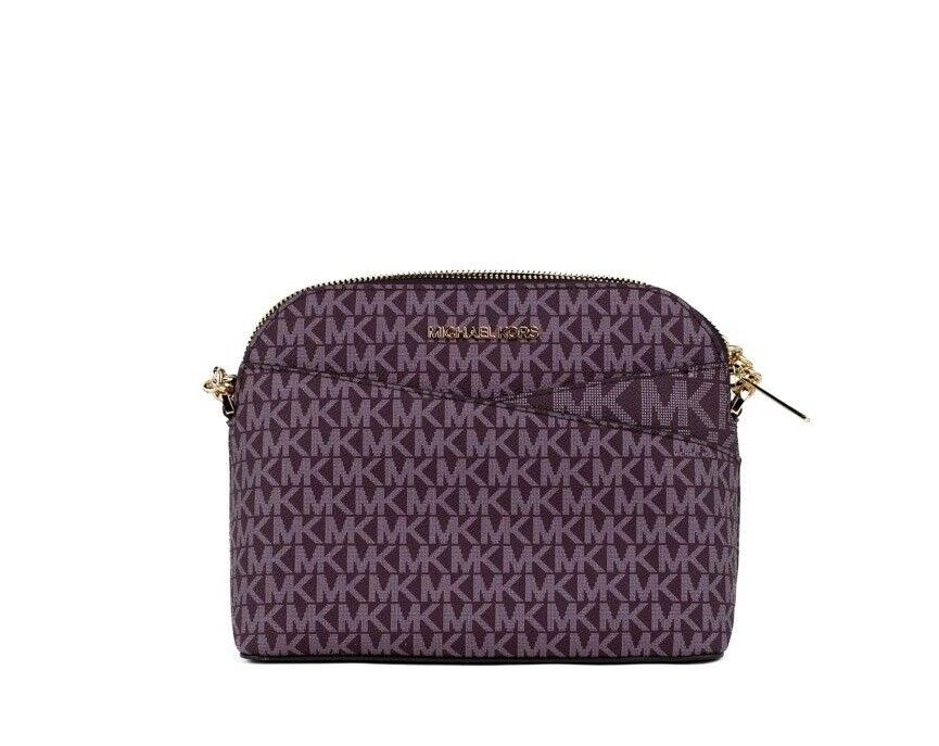 Jet Set Medium Bordeaux Signature PVC X Cross Dome сумка через плечо Michael Kors
Jet Set Medium Bordeaux Signature PVC X Cross Dome сумка через плечо Michael Kors