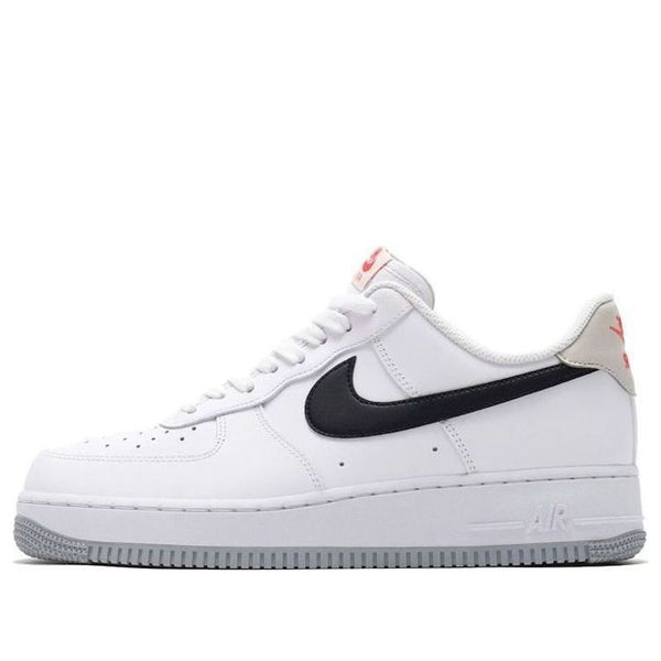 Кроссовки air force 1 low '07 rs 'ember glow' Nike, черный
Кроссовки air force 1 low '07 rs 'ember glow' Nike, черный