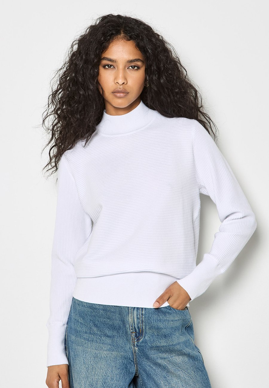 Джемпер Apricot Jumper, White
Джемпер Apricot Jumper, White
