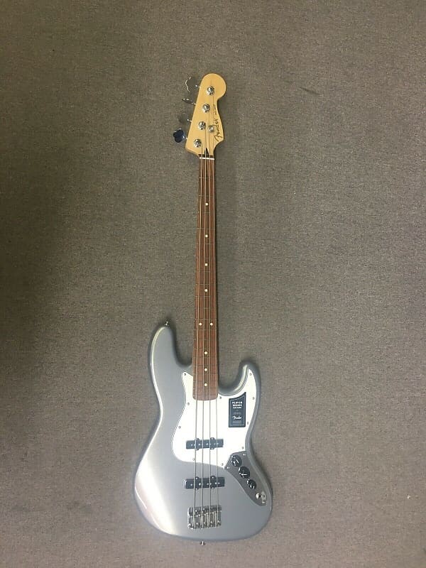 Гитара Fender Player
Гитара Fender Player