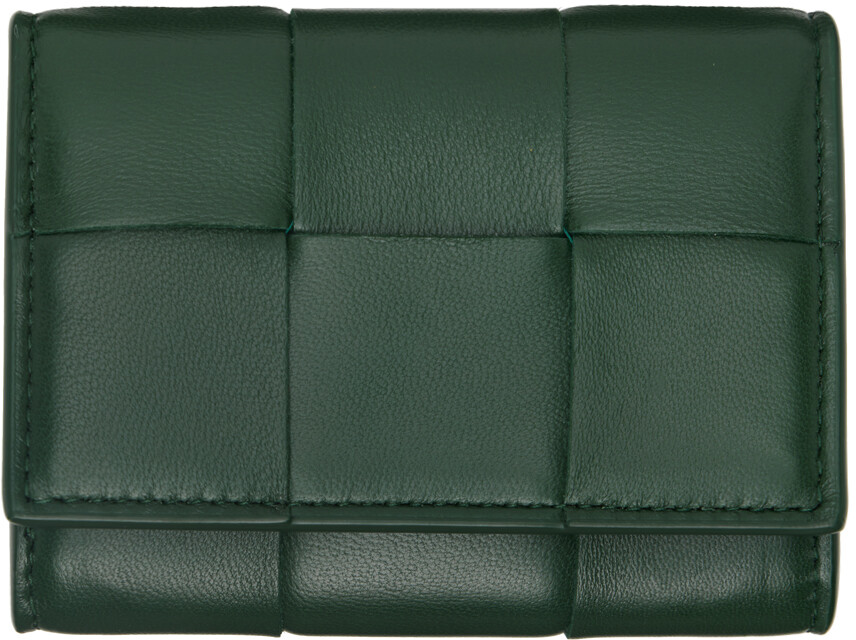 Зеленая сумка-конверт для монет Bottega Veneta
Зеленая сумка-конверт для монет Bottega Veneta