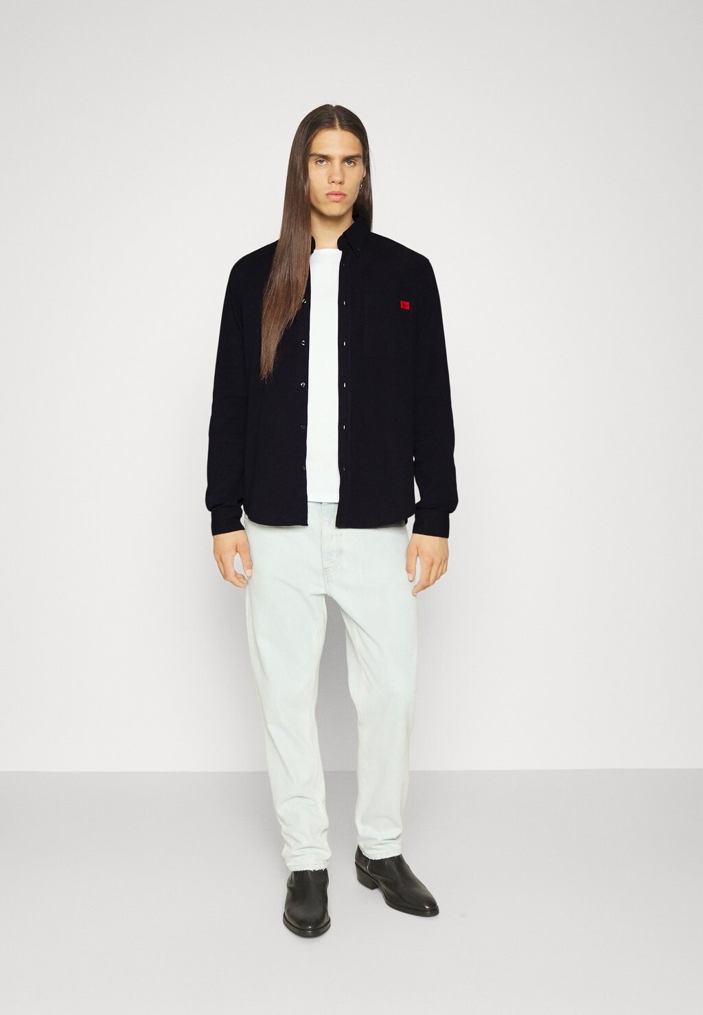 Рубашка Evito HUGO, черная
Рубашка Evito HUGO, черная