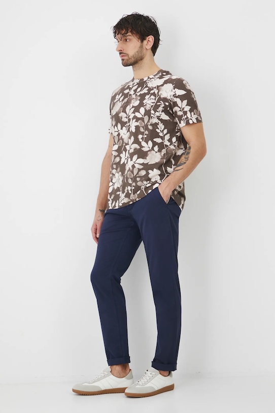 Футболка Medicine, коричневый
Футболка Medicine, коричневый