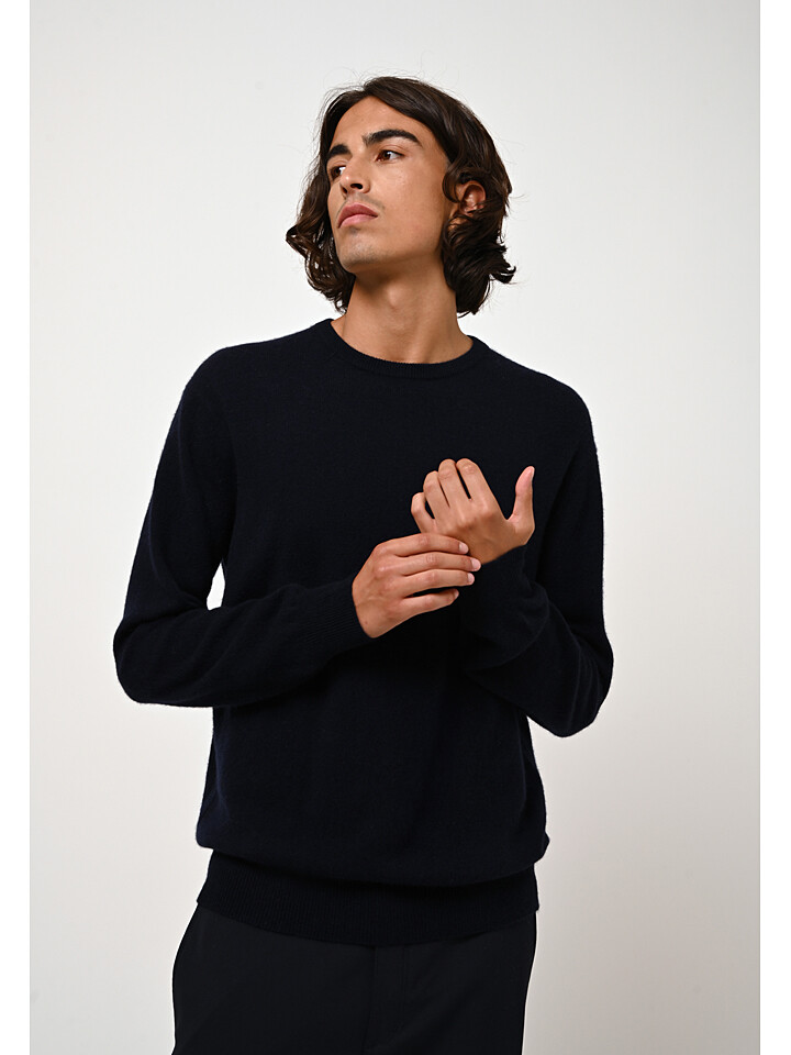 Пуловер AUTHENTIC CASHMERE Kaschmir Aigliére, темно синий
Пуловер AUTHENTIC CASHMERE Kaschmir Aigliére, темно синий