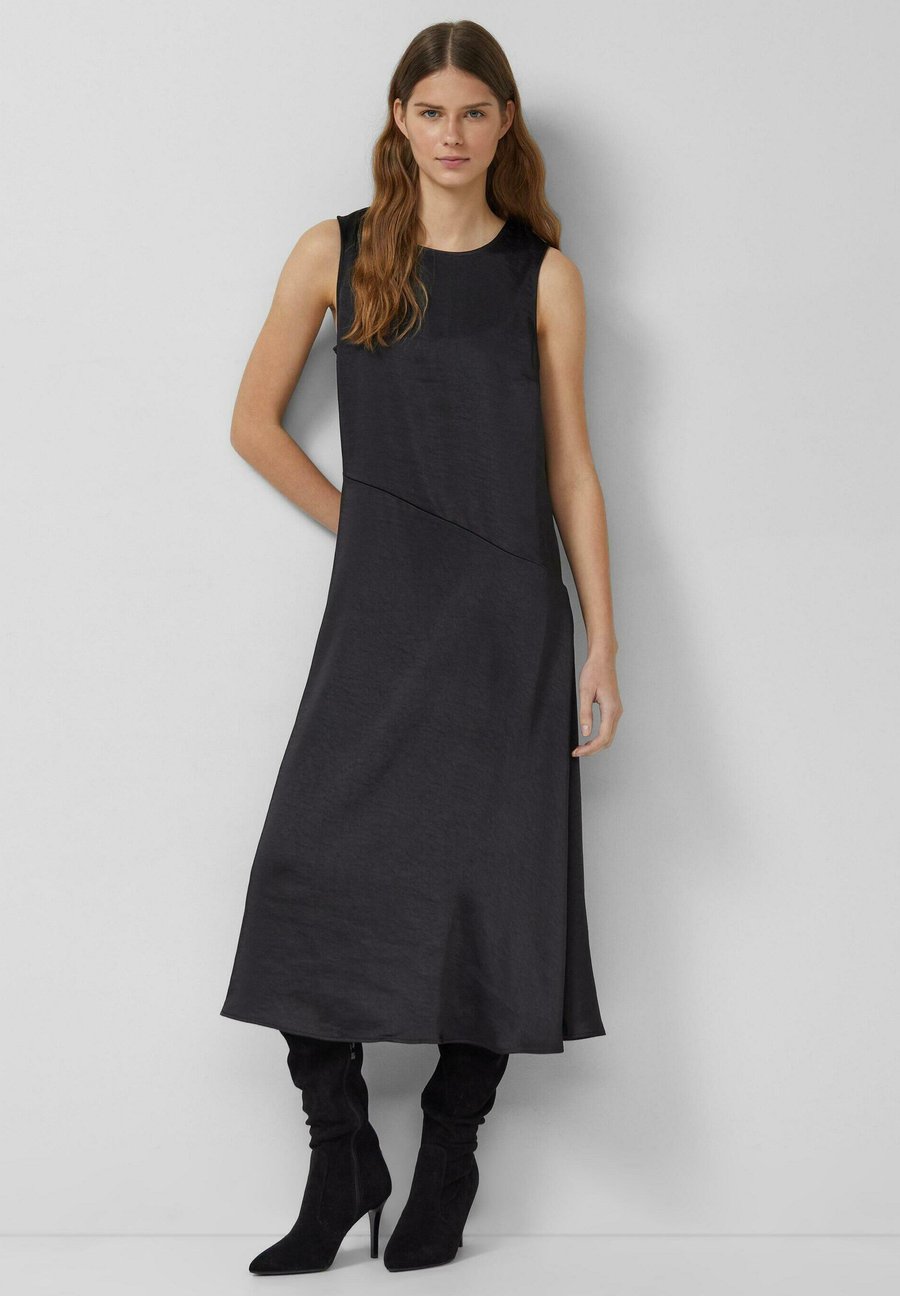 Платье s.Oliver Day dress, Schwarz/Black
Платье s.Oliver Day dress, Schwarz/Black