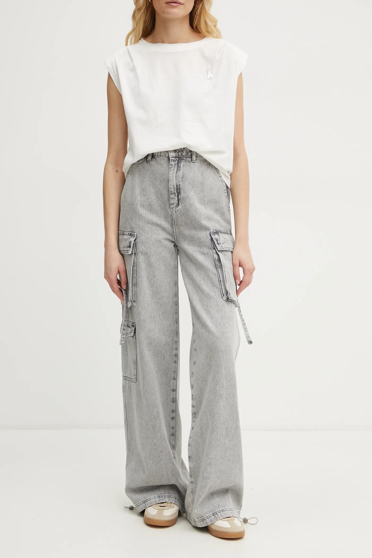 Джинсы Patrizia Pepe, серый
Джинсы Patrizia Pepe, серый