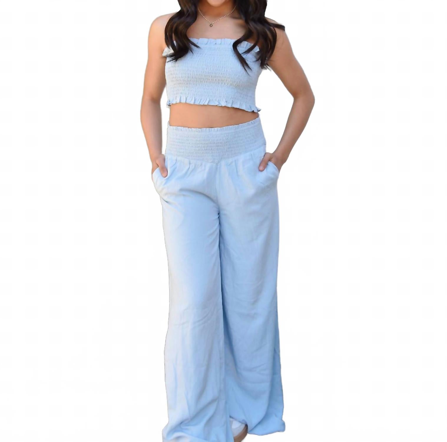 Детские брюки Flora в голубом цвете KatieJnyc
Детские брюки Flora в голубом цвете KatieJnyc