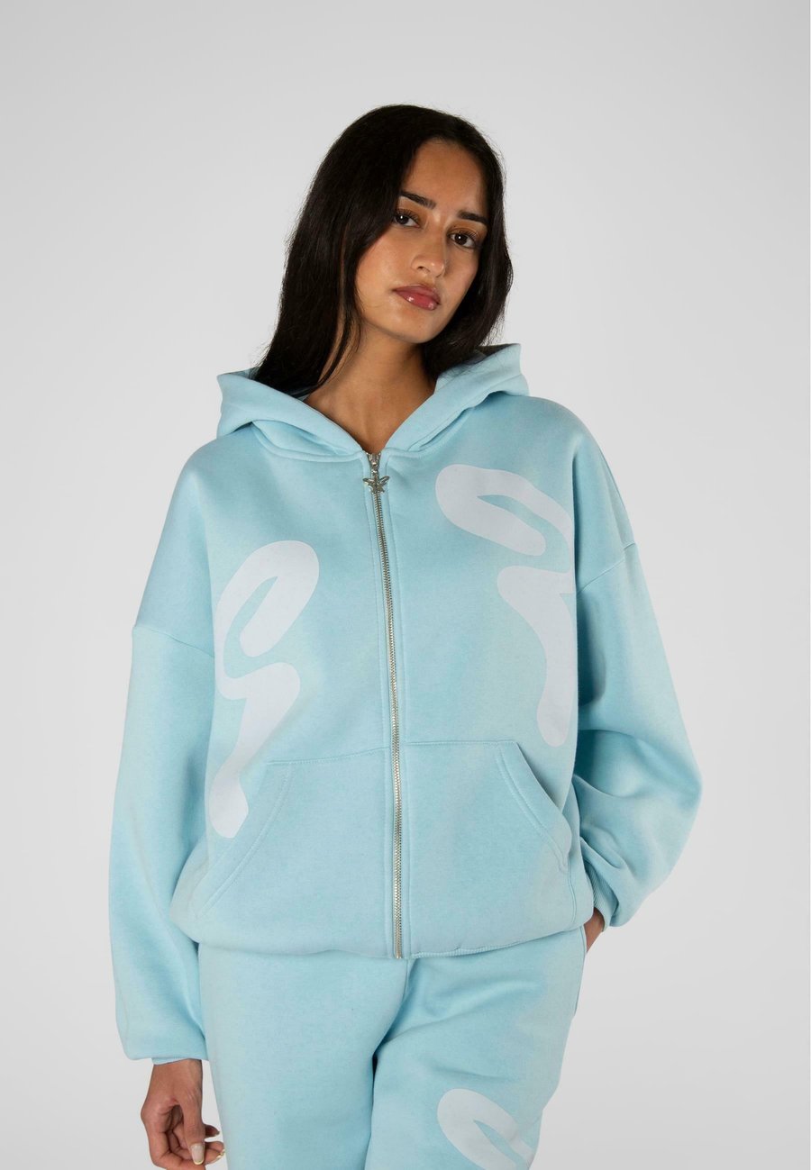 Толстовка FELICIOUS Zip-up sweatshirt, Washed Pastel Blue/Blue
Толстовка FELICIOUS Zip-up sweatshirt, Washed Pastel Blue/Blue