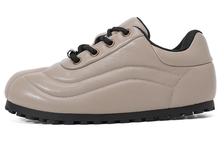 Кеды, скейтборд обувь женская средняя высота Daphne, черный
Кеды, скейтборд обувь женская средняя высота Daphne, черный