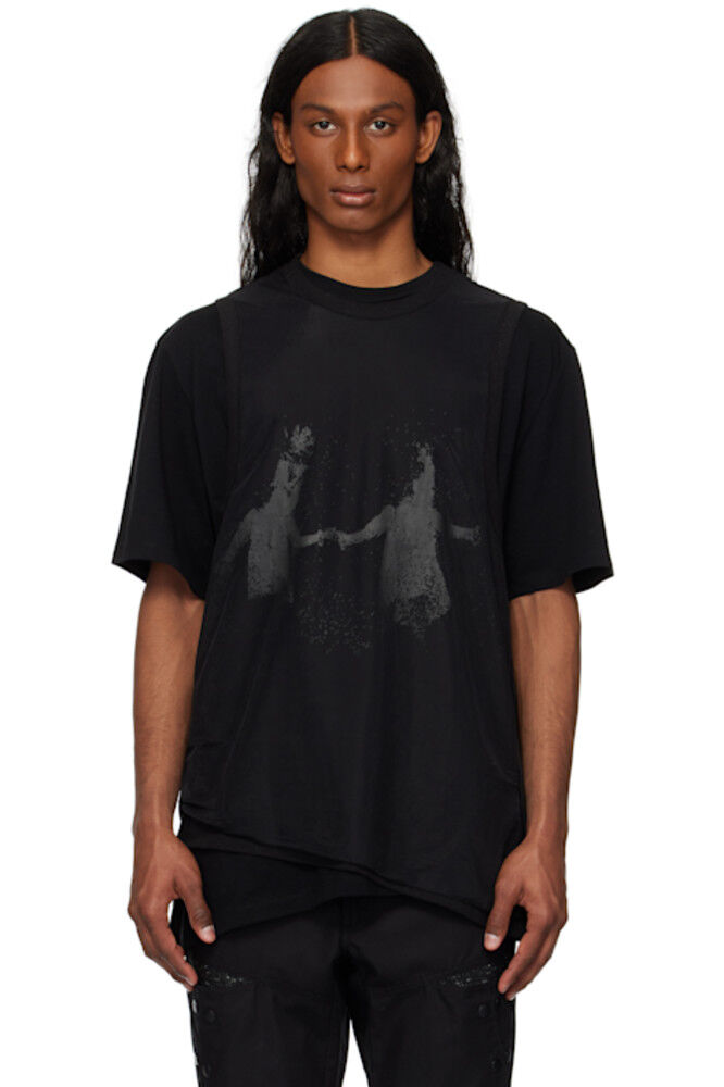 Черная двухслойная футболка HYEIN SEO
Черная двухслойная футболка HYEIN SEO