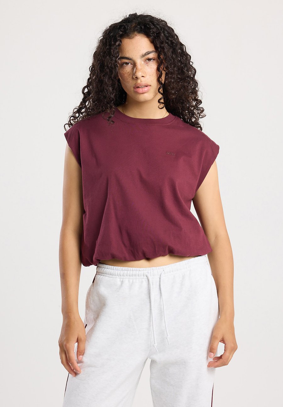 Футболка America Today EMMA, Bordeaux
Футболка America Today EMMA, Bordeaux