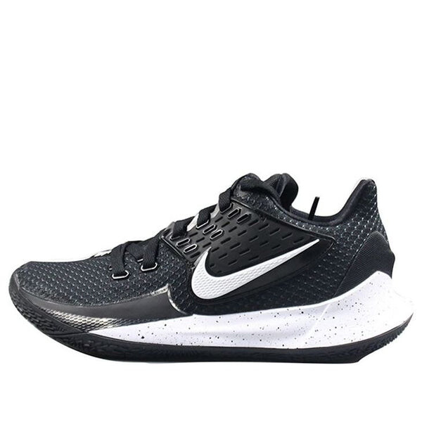 Кроссовки kyrie low 2 tb Nike, белый
Кроссовки kyrie low 2 tb Nike, белый