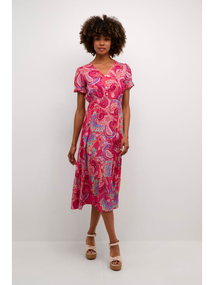 Платье до колена Cream
Платье до колена Cream