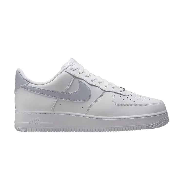 Кроссовки Nike Air Force 1 '07 'Ghost', белый
Кроссовки Nike Air Force 1 '07 'Ghost', белый