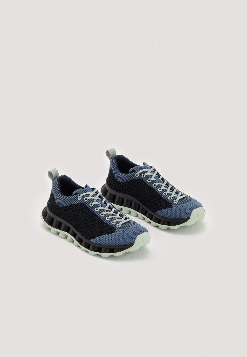 Кроссовки PELOTISSIMA BY SUNNEI Camper, черный
Кроссовки PELOTISSIMA BY SUNNEI Camper, черный