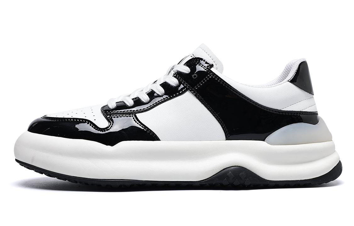 Низкие скейтерские кроссовки мужские бело-черные TRUMPPIPE
Низкие скейтерские кроссовки мужские бело-черные TRUMPPIPE