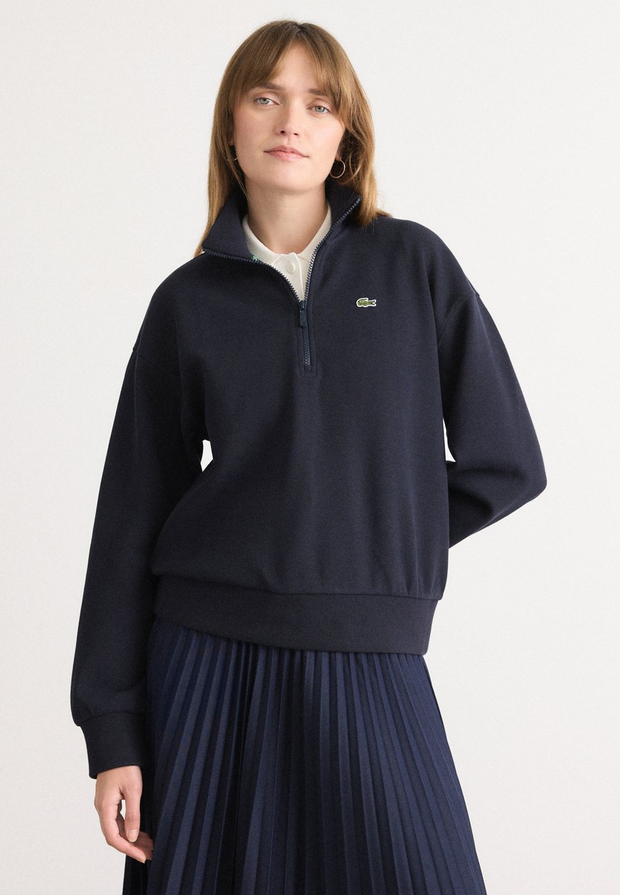 Толстовка Lacoste Sweatshirt, Abysm/Dark Blue, Синий, Толстовка Lacoste Sweatshirt, Abysm/Dark Blue
Толстовка Lacoste Sweatshirt, Abysm/Dark Blue, Синий, Толстовка Lacoste Sweatshirt, Abysm/Dark Blue