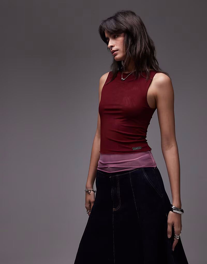 Топ House of Sunny из многослойной сетки в ягодном цвете
Топ House of Sunny из многослойной сетки в ягодном цвете