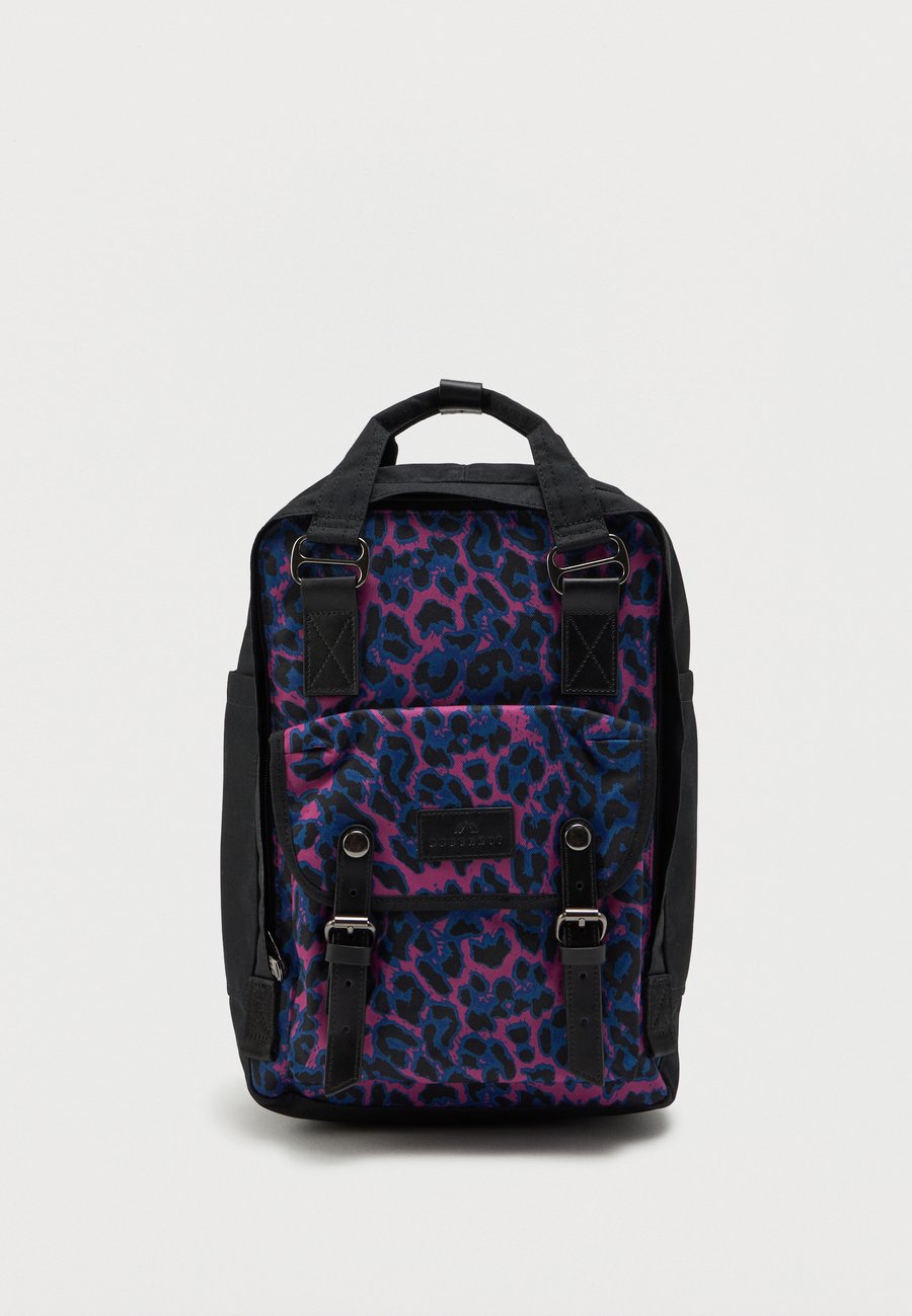 Рюкзак Doughnut MACAROON UNISEX, Black/Pink/Black
Рюкзак Doughnut MACAROON UNISEX, Black/Pink/Black