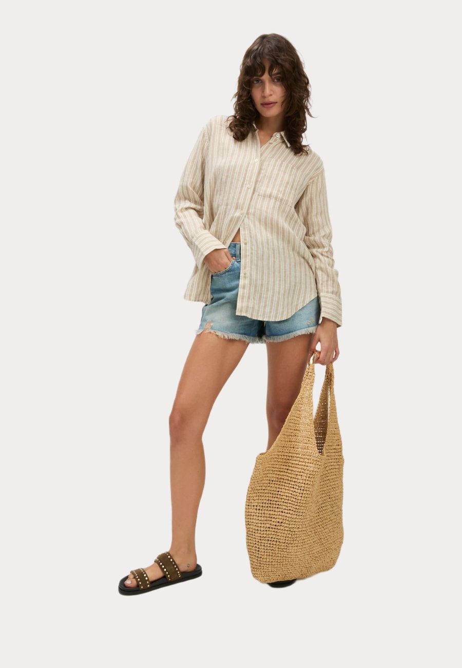 Блуза Marks & Spencer COLLARED OVERSIZED GIRLFRIEND STYLE, Natural Beige/Mottled Beige
Блуза Marks & Spencer COLLARED OVERSIZED GIRLFRIEND STYLE, Natural Beige/Mottled Beige