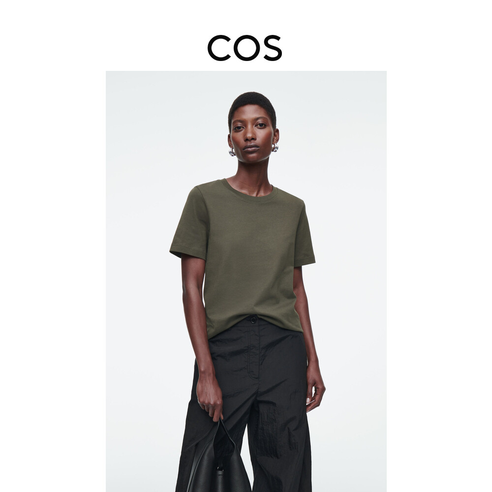 Женская футболка Cos в рубчик с короткими рукавами, хаки/зеленый
Женская футболка Cos в рубчик с короткими рукавами, хаки/зеленый