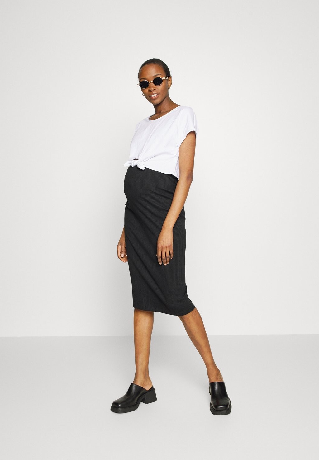 Базовая футболка Even&Odd, белый/розовый
Базовая футболка Even&Odd, белый/розовый