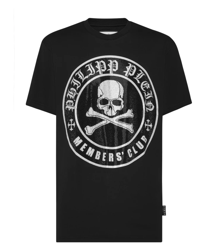 Футболка с круглым вырезом, короткими рукавами, стразами, черепом и костями. Philipp Plein, черный
Футболка с круглым вырезом, короткими рукавами, стразами, черепом и костями. Philipp Plein, черный