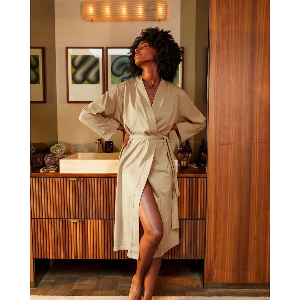 Халат Saigon элегантный дизайн Kayori, песочный
Халат Saigon элегантный дизайн Kayori, песочный