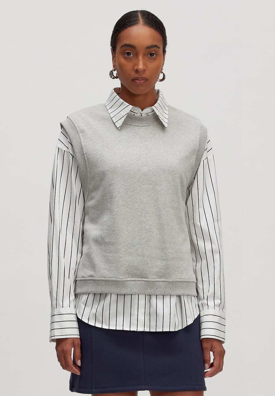 Джемпер EDITED Jumper, Grau/Grey
Джемпер EDITED Jumper, Grau/Grey