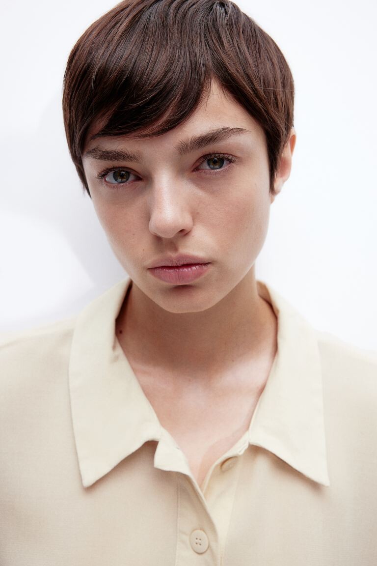 Рубашка-Поло из полупрозрачного крепа H&M, бежевый
Рубашка-Поло из полупрозрачного крепа H&M, бежевый