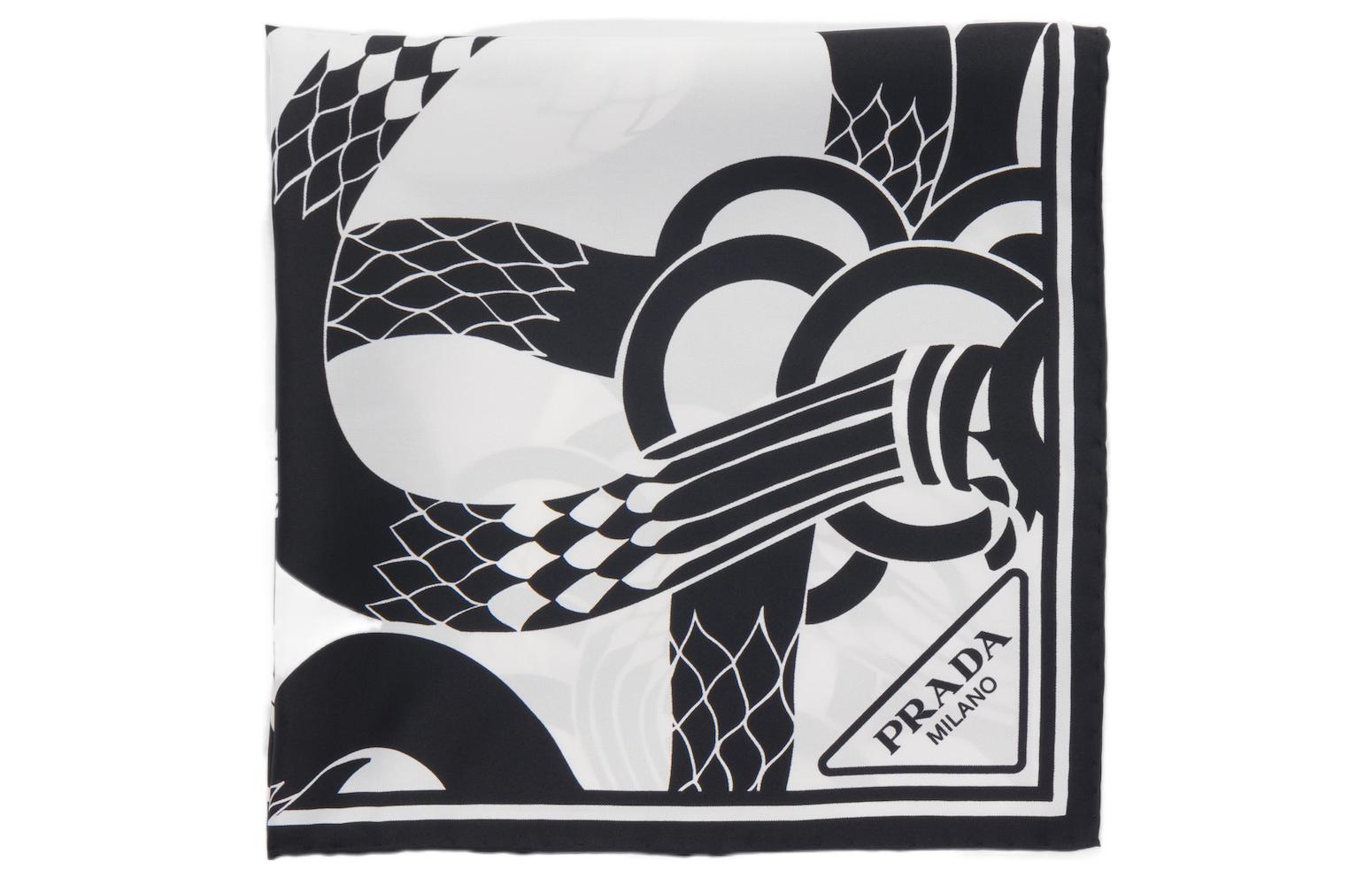 PRADA Шелковый шарф с змеиным принтом, White
PRADA Шелковый шарф с змеиным принтом, White