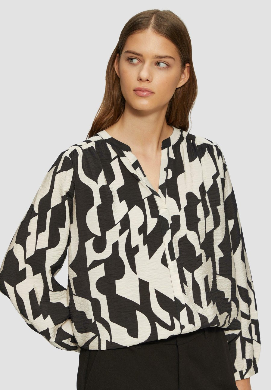 Блуза s.Oliver Blouse, Schwarz/Mottled Black
Блуза s.Oliver Blouse, Schwarz/Mottled Black