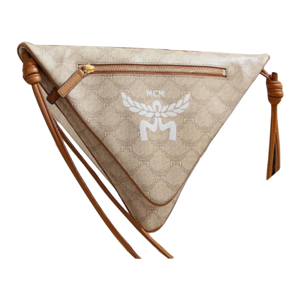 MCM Наппа кожаная сумка через плечо женская овсяная
MCM Наппа кожаная сумка через плечо женская овсяная