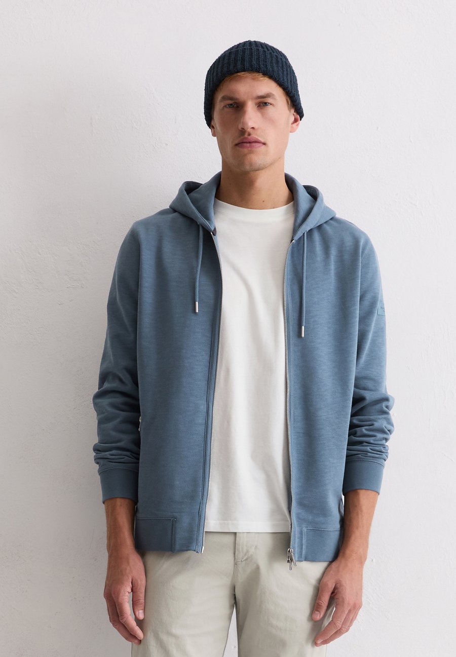 Толстовка Marc O'Polo DFC KAPUZEN- REGULAR, Stormy Blue/Blue, Синий, Толстовка Marc O'Polo DFC KAPUZEN- REGULAR, Stormy Blue/Blue
Толстовка Marc O'Polo DFC KAPUZEN- REGULAR, Stormy Blue/Blue, Синий, Толстовка Marc O'Polo DFC KAPUZEN- REGULAR, Stormy Blue/Blue