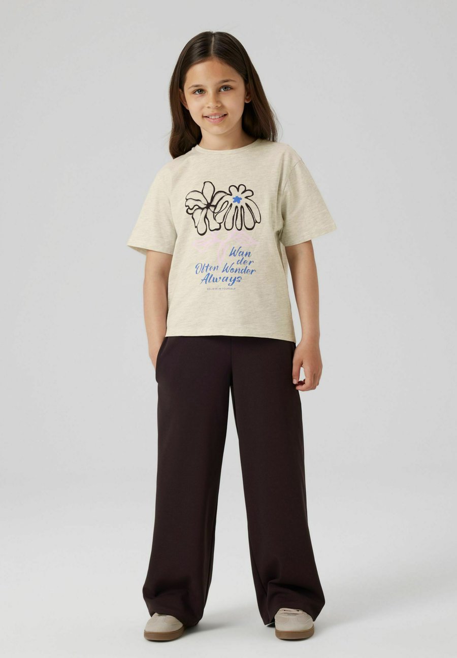 Футболка Name it Print T-shirt, Peyote Melange/Off-White, Белый, Футболка Name it Print T-shirt, Peyote Melange/Off-White
Футболка Name it Print T-shirt, Peyote Melange/Off-White, Белый, Футболка Name it Print T-shirt, Peyote Melange/Off-White