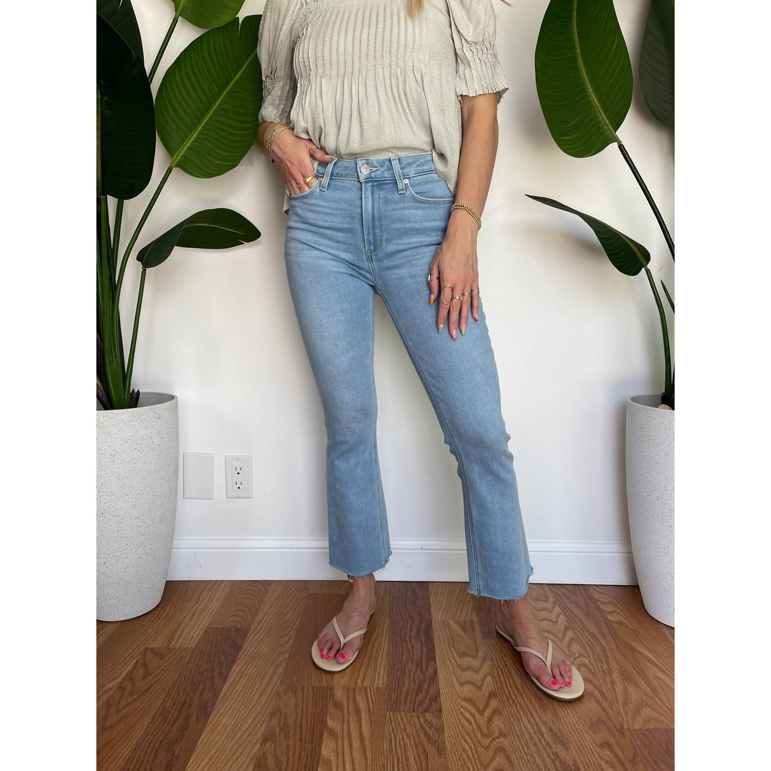 Винтажные джинсы Colette с рваным краем в стиле Park Ave Paige, Park Ave
Винтажные джинсы Colette с рваным краем в стиле Park Ave Paige, Park Ave