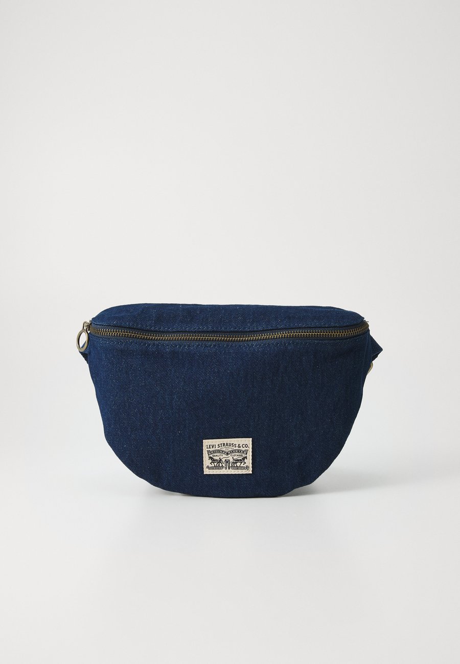 Сумка кросс-боди Levi's DEVON CROSSBODY BAG, Indigo Rinse/Dark-Blue Denim
Сумка кросс-боди Levi's DEVON CROSSBODY BAG, Indigo Rinse/Dark-Blue Denim