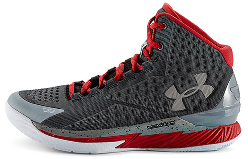 Мужские баскетбольные кроссовки Under Armour Curry 1
Мужские баскетбольные кроссовки Under Armour Curry 1