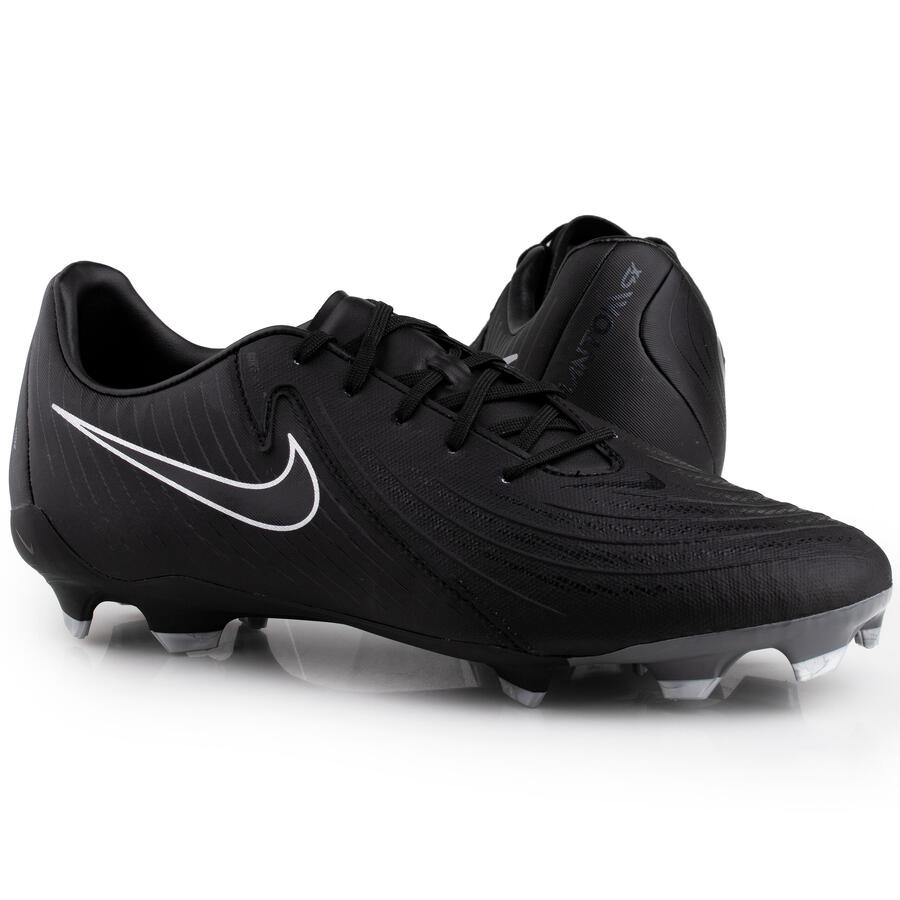 Футбольные бутсы Nike Phantom GX II Academy FG/MG
Футбольные бутсы Nike Phantom GX II Academy FG/MG