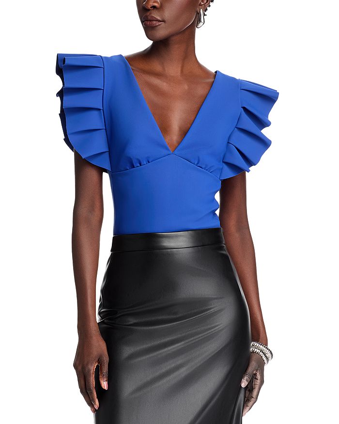 Топ с V-образным вырезом и рукавами-оборками Chiara Boni La Petite Robe, синий
Топ с V-образным вырезом и рукавами-оборками Chiara Boni La Petite Robe, синий