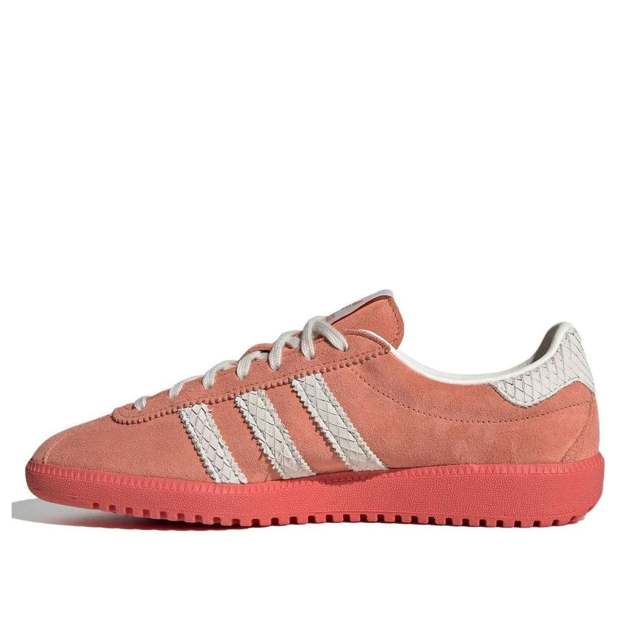 Кроссовки (WMNS) adidas originals Bermuda 'Wonder Clay', красный
Кроссовки (WMNS) adidas originals Bermuda 'Wonder Clay', красный