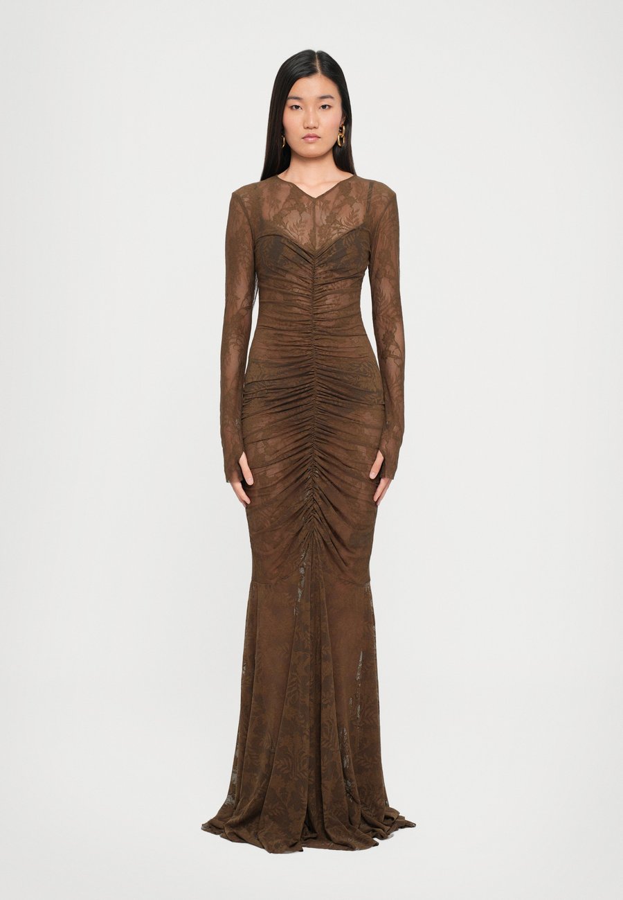 Платье Norma Kamali LONG SLEEVE V NECK FRONT FISHTAIL GOWN, Bark/Dark Brown
Платье Norma Kamali LONG SLEEVE V NECK FRONT FISHTAIL GOWN, Bark/Dark Brown