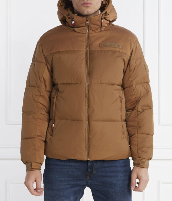 Куртка мужская Tommy Hilfiger с капюшоном, коричневый
Куртка мужская Tommy Hilfiger с капюшоном, коричневый
