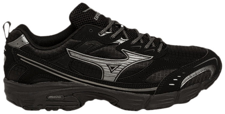 Кроссовки Mizuno MXR 'Ripstop Pack - Black Metallic Grey', черный
Кроссовки Mizuno MXR 'Ripstop Pack - Black Metallic Grey', черный